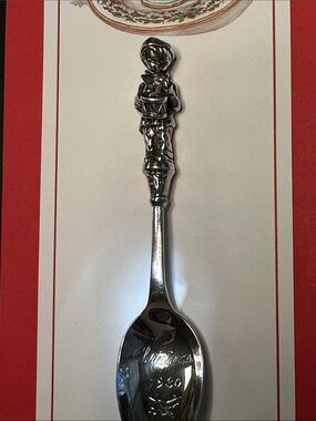 Reed& Barton Drummer Boy 1980 Collector Silver-Plated Christmas Spoon-6 3/8”